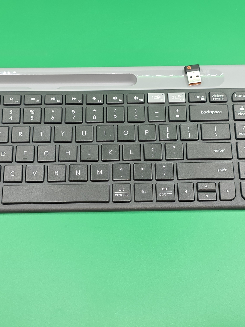 Logitech K585 Multi-Device Slim Wireless Keyboard With Receiver - Graphite
